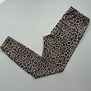 VARLEY leopard print high rise leggings medium